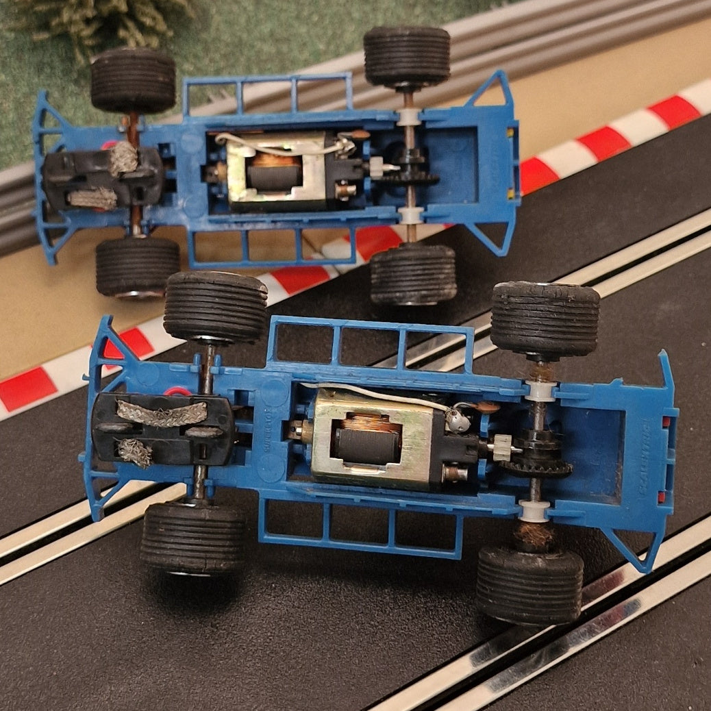 Scalextric Pair Of Stock Cars Superstox C285 & C286 Fender Bender Stick Shifter