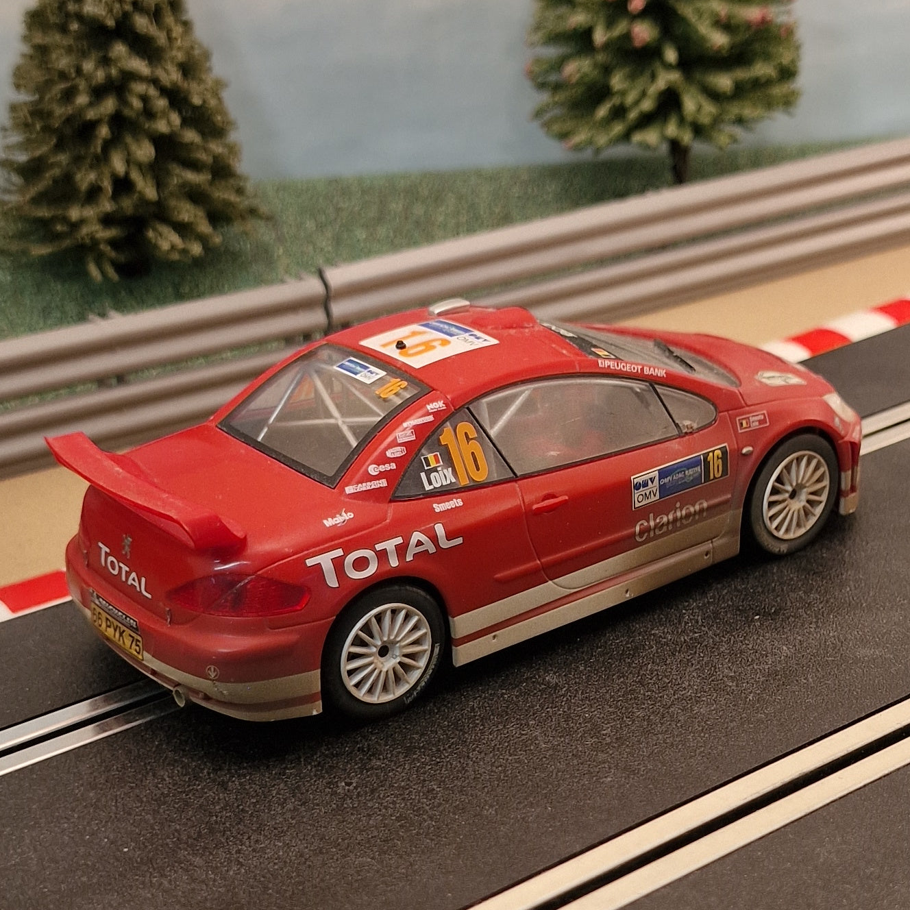 Scalextric C2561 Peugeot 307 WRC Works 2004 #16 4WD *LIGHTS* #AM