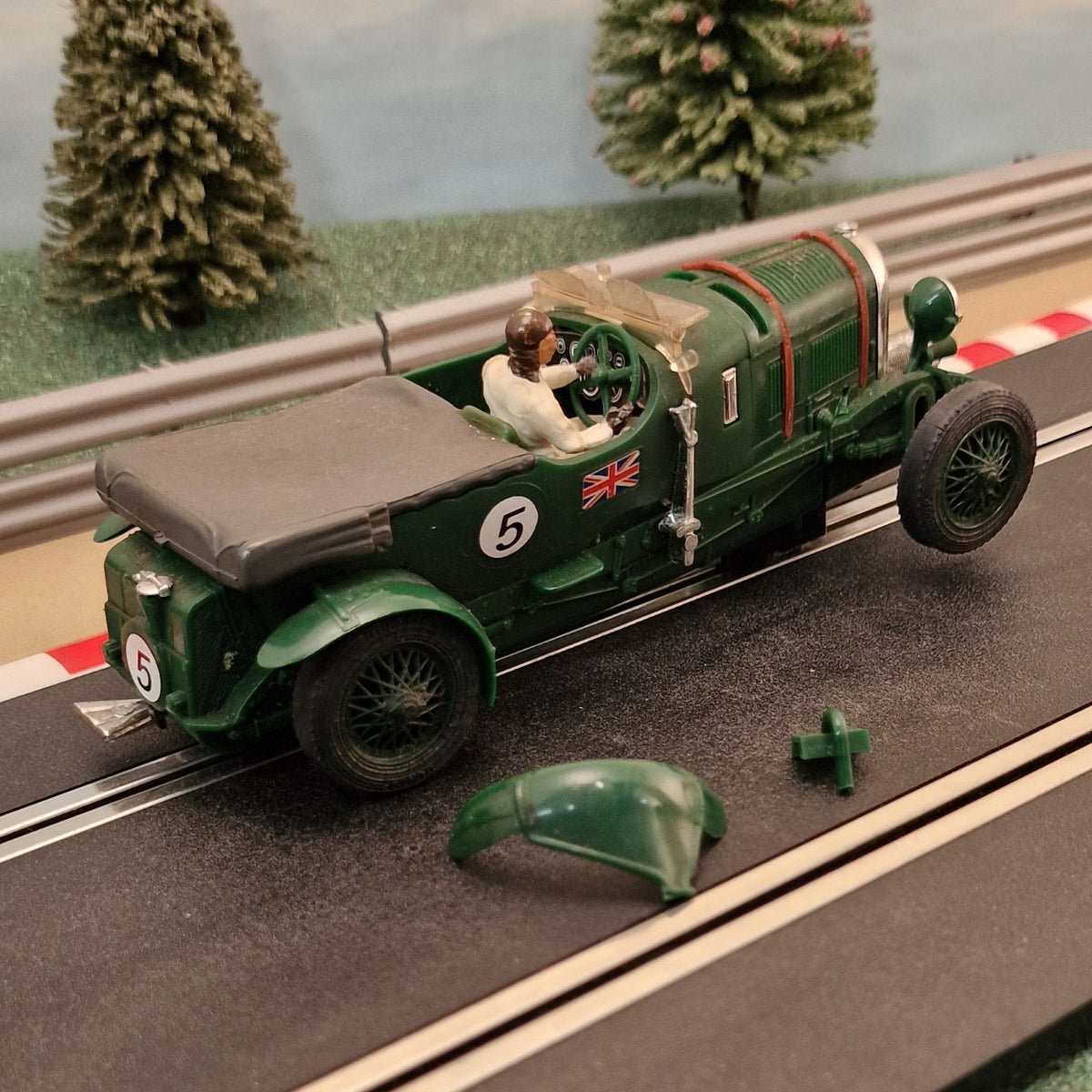 Scalextric C305 4.5 Litre Bentley - Green #5