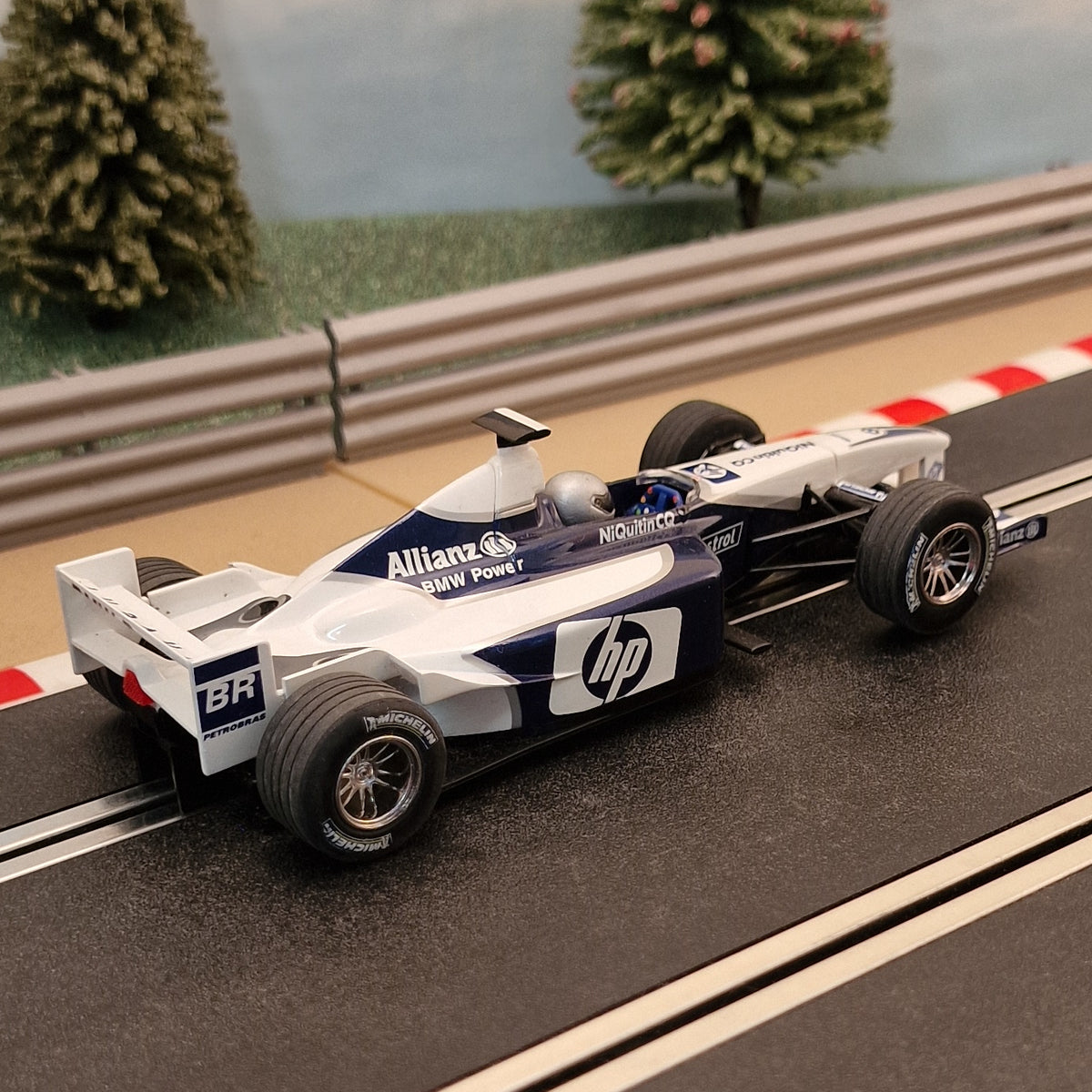 Scalextric 1:32 Car - Formula One - Williams F1 BMW FW23 HP Invent #3 #M