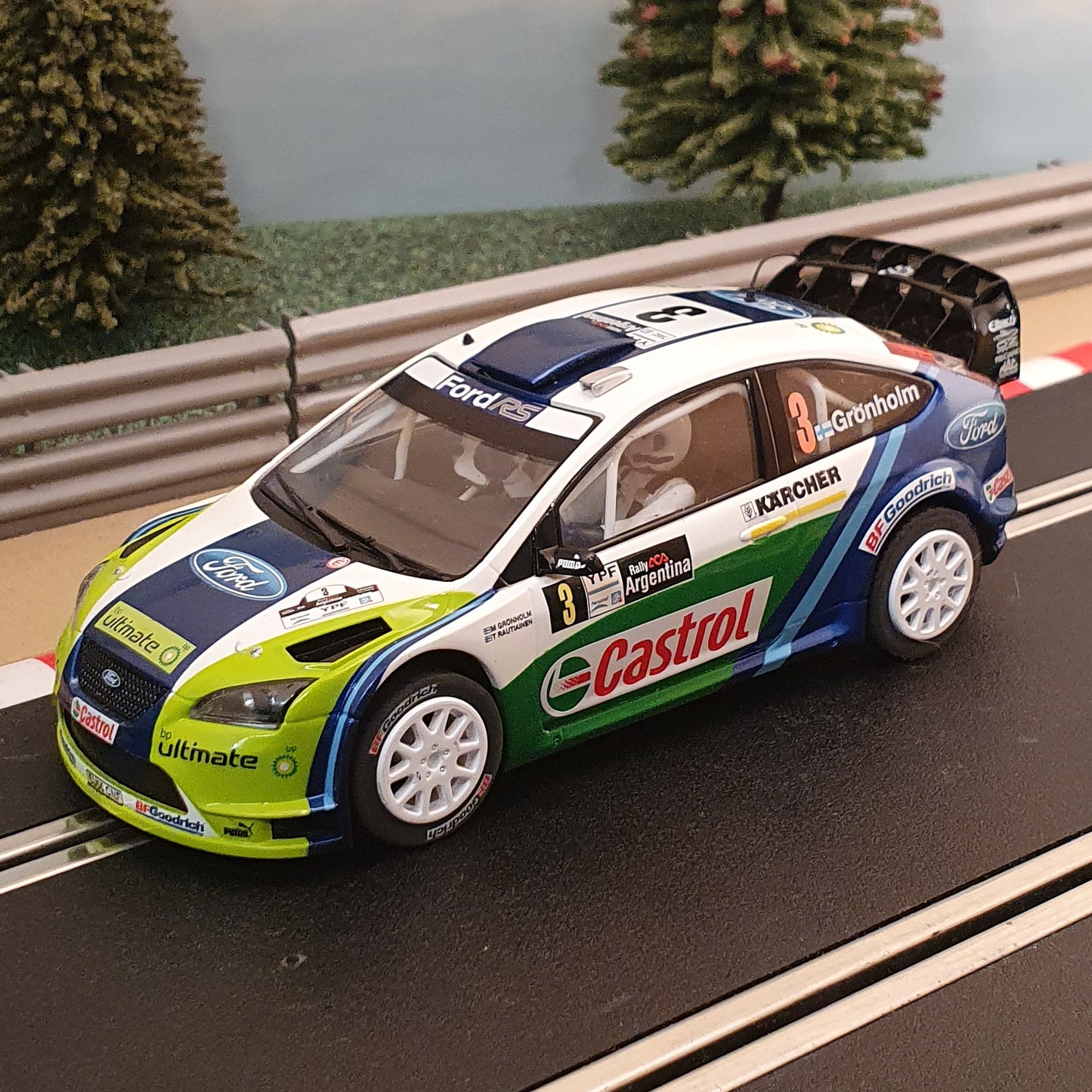 Coche Scalextric 1:32 - C2802 Ford Focus 4WD WRC 2006 #3 Gronholm *LUCES* #Q