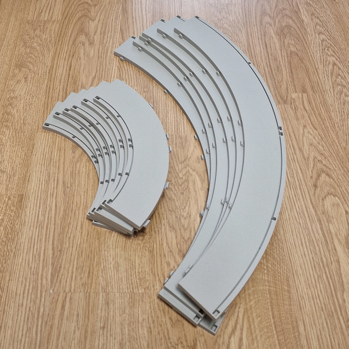 Scalextric Sport 1:32 Rad2 Grey Borders Inner x 6 & Outer x 6