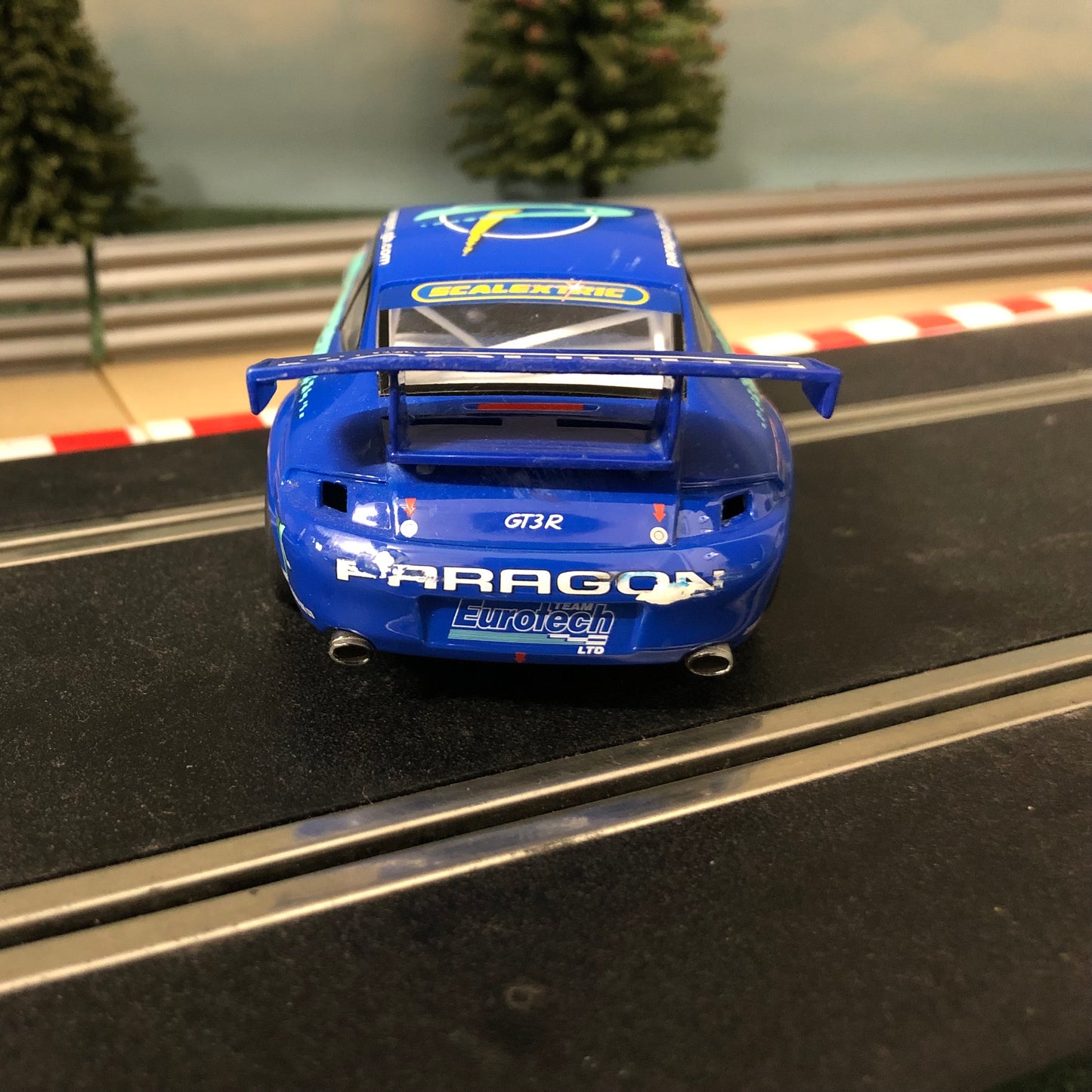 Scalextric 1:32 Car - C2274 Porsche 911 GT3R #77 John Guest Paragon *LIGHTS* #J