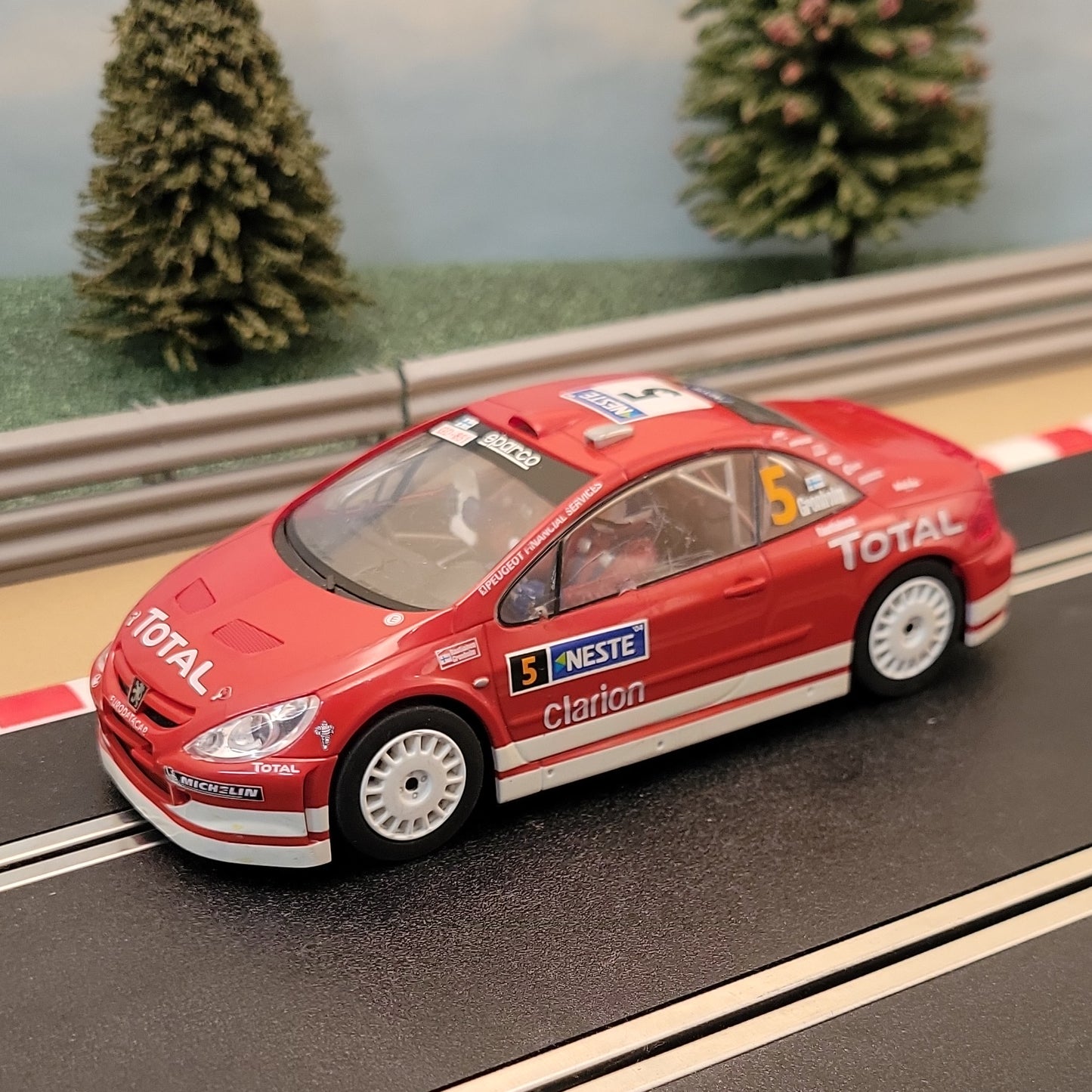 Scalextric 1:32 Car - C2560 Red Peugeot 307 WRC #5 Gronholm #J