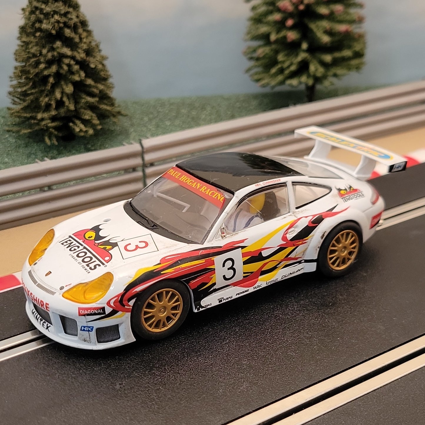 Scalextric 1:32 Car - C2268 White Porsche 911 GT3R #3 Teng Tools *LIGHTS* #Q