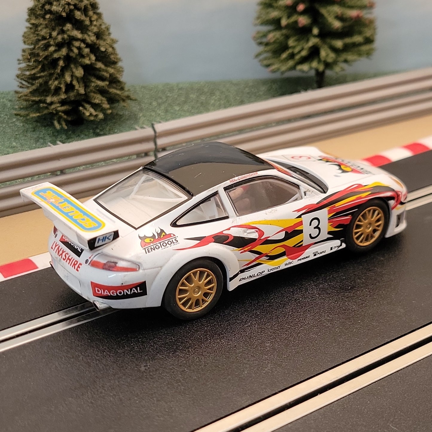 Scalextric 1:32 Car - C2268 White Porsche 911 GT3R #3 Teng Tools *LIGHTS* #Q
