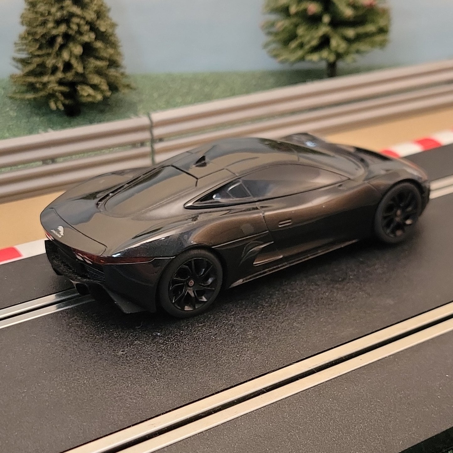 Coche Scalextric 1:32 - C3814 Jaguar C-X75 negro *LUCES* #MW