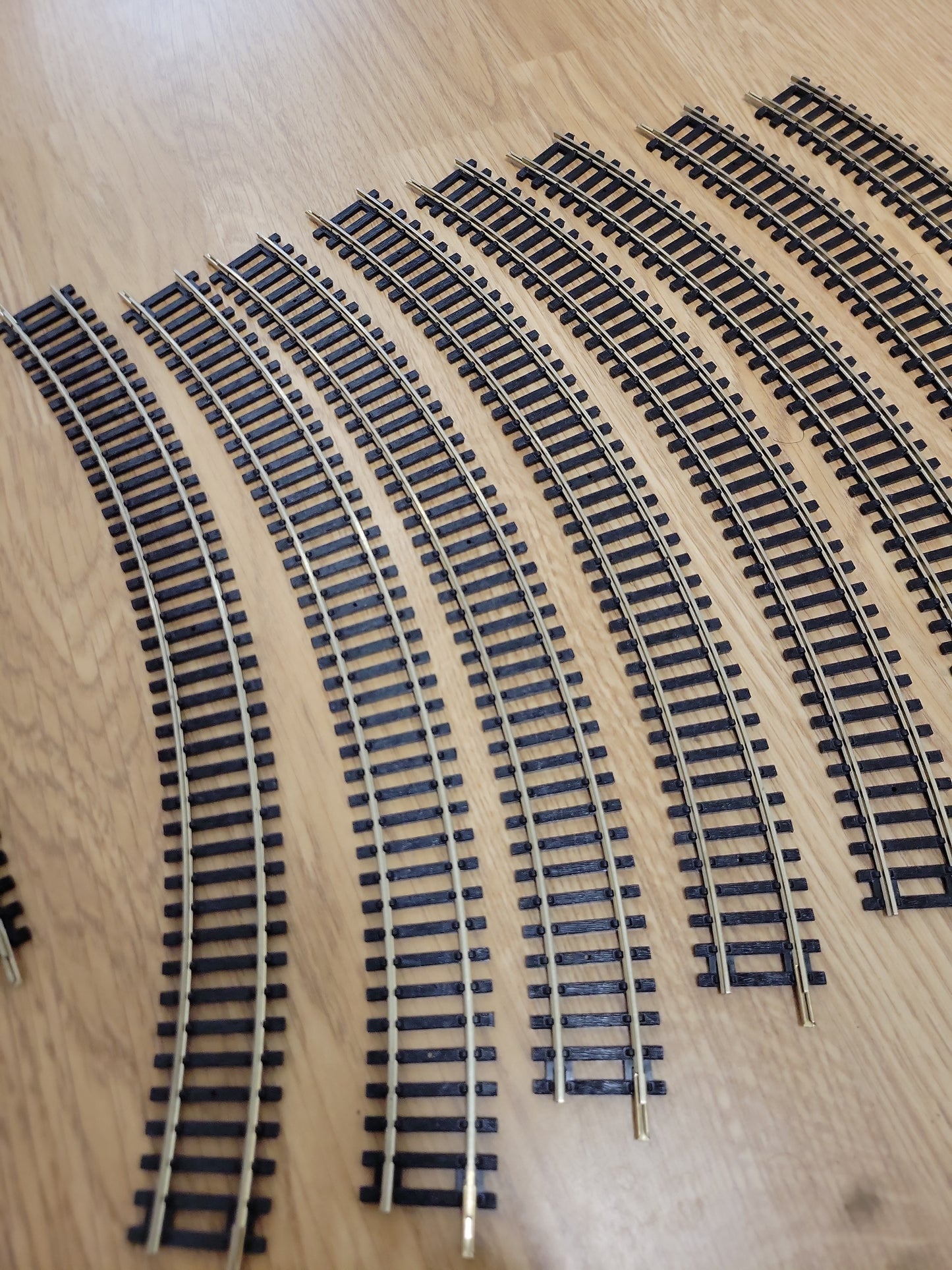 Hornby Model Train Railways 00 Gauge Track - Curves R605 R606 #K