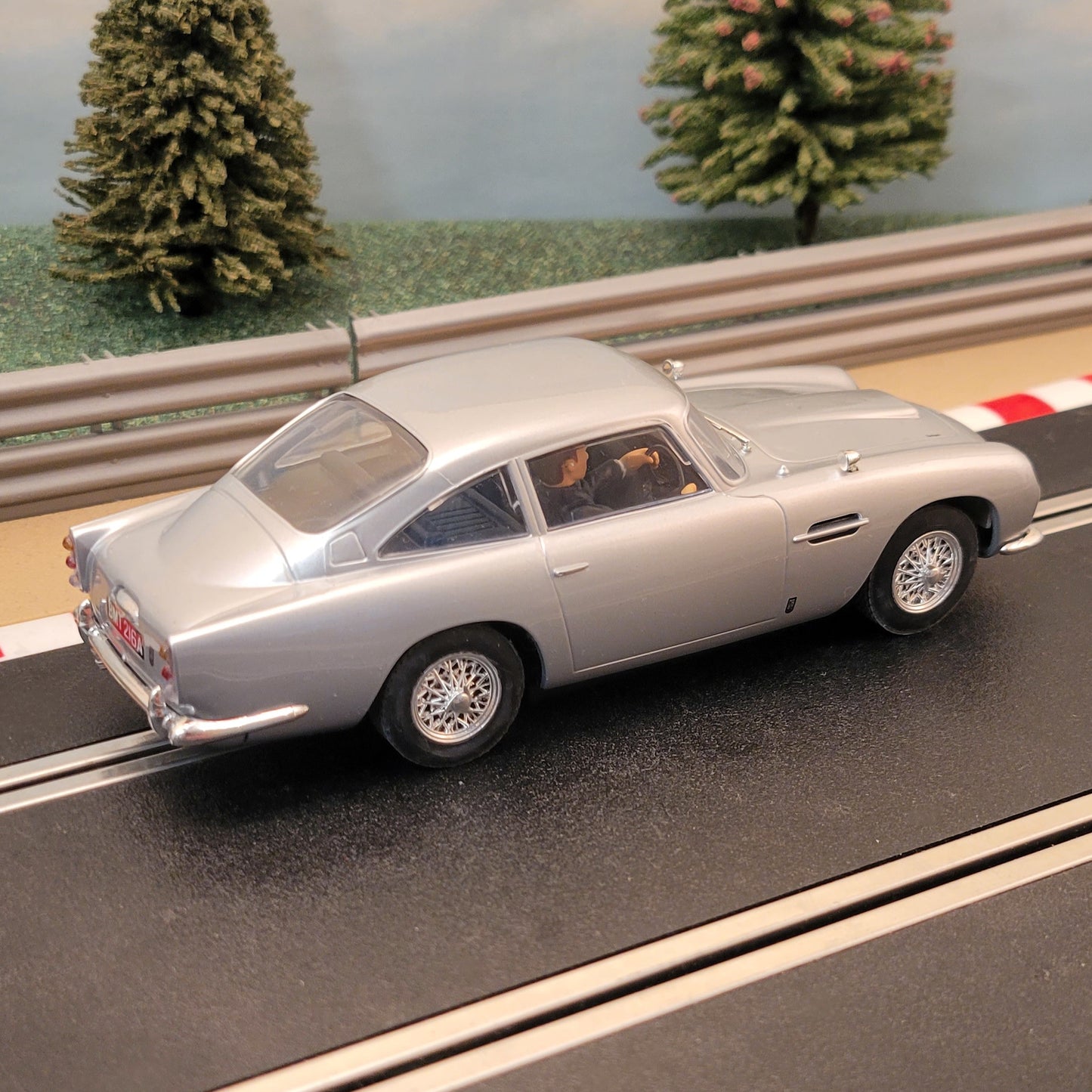 Scalextric 1:32 Car - C3163A Aston Martin DB5 James Bond GoldenEye *LIGHTS*