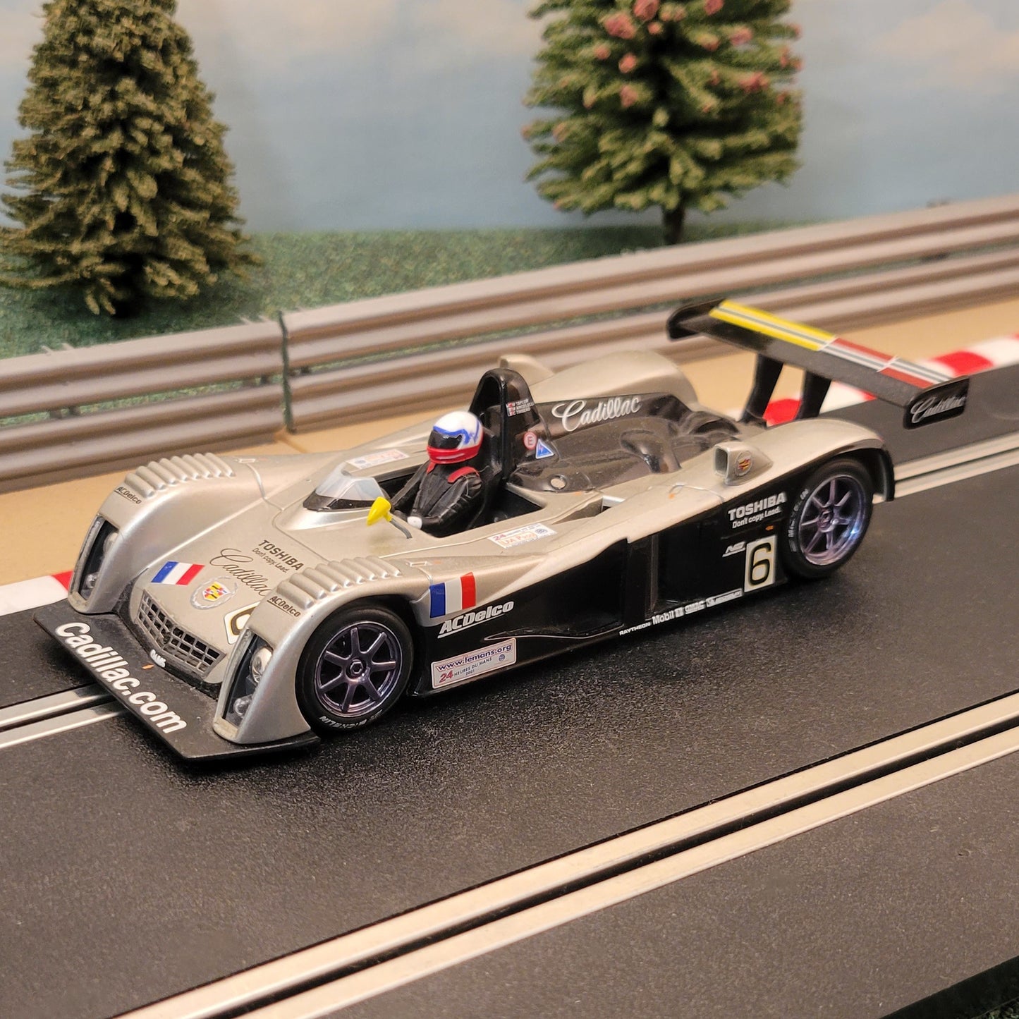 Coche Scalextric 1:32 - C2259 Le Mans Cadillac LMP #3 *LUCES* #ML