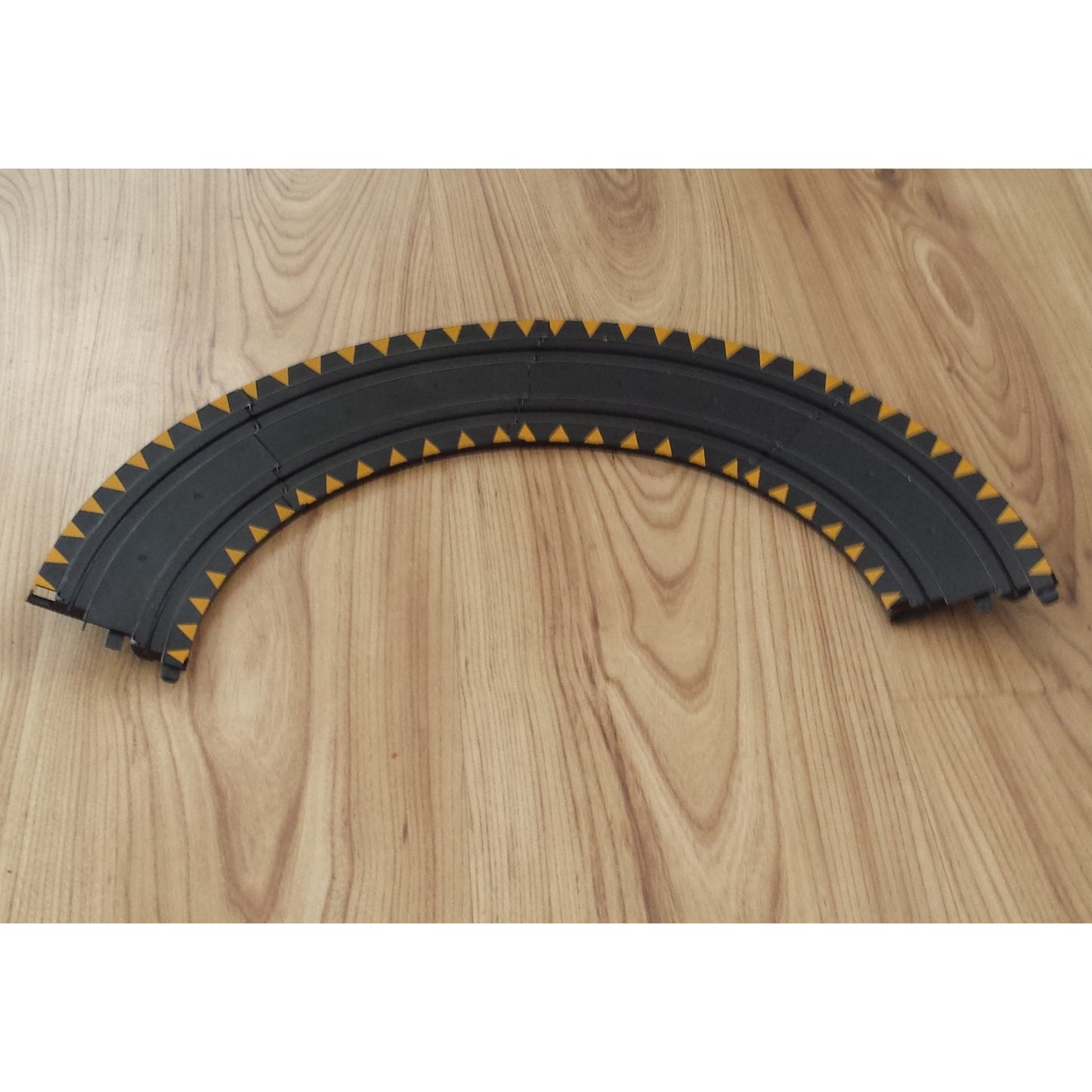Pista Micro Scalextric 1:64 - L7550 Curvas peraltadas con borde dentado