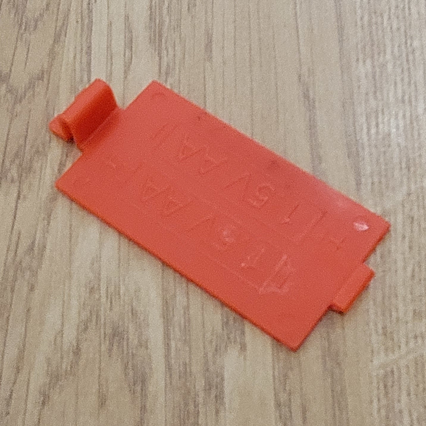 Scalextric MEGA SOUND Hand Throttle - Spare Battery Cover - Red