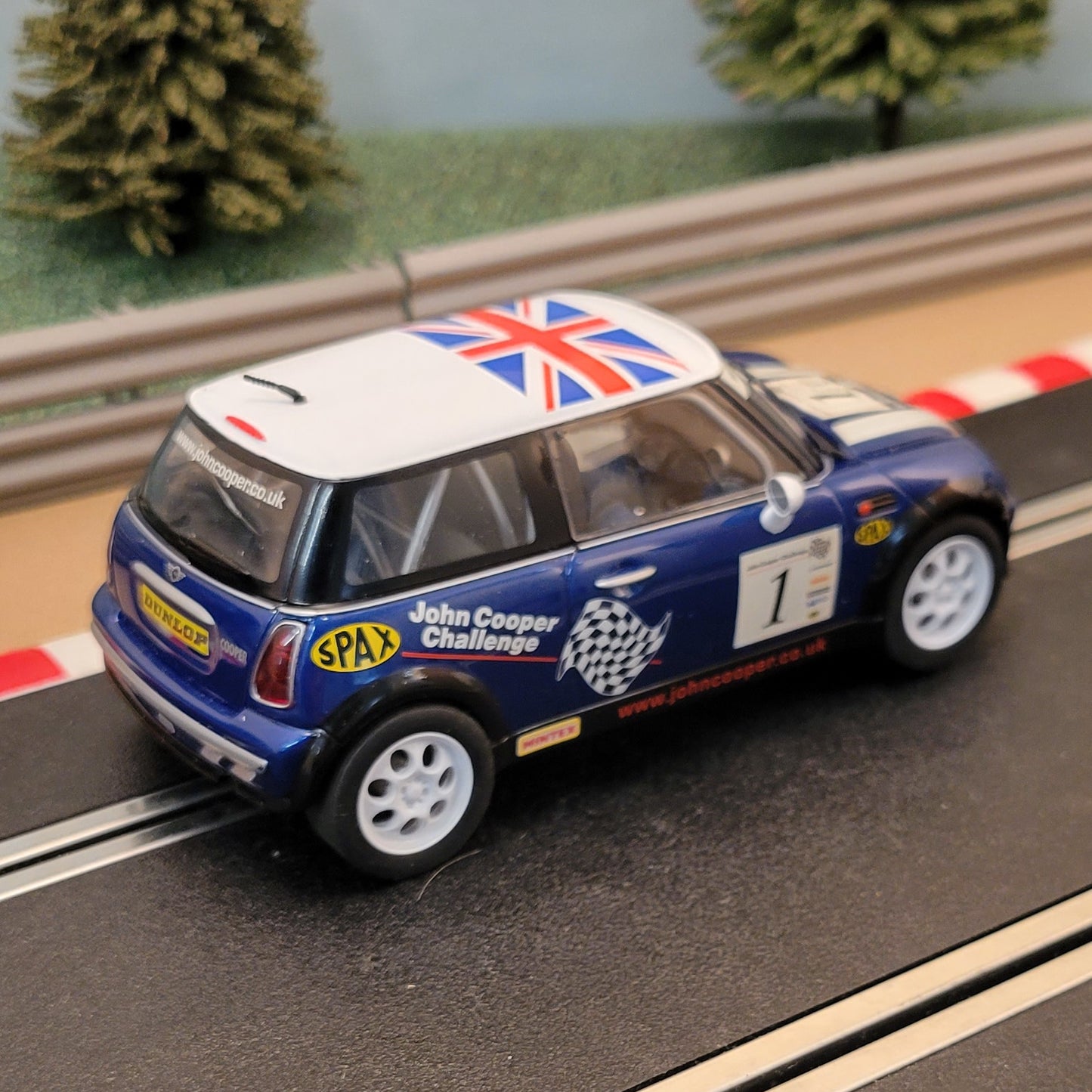 Coche Scalextric 1:32 - C2527 Azul BMW Mini Cooper Union Jack #1 *LUCES* #ML