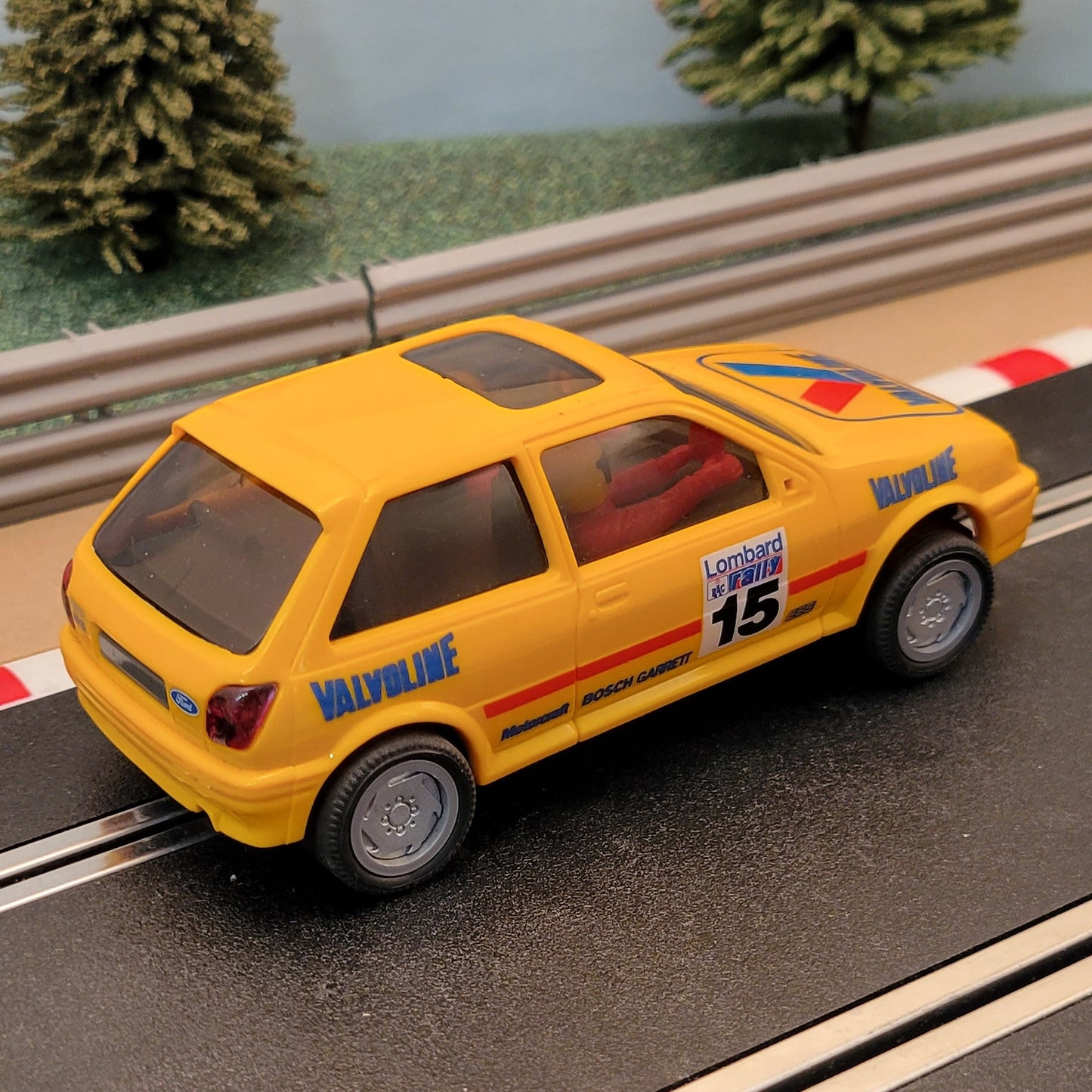 Scalextric 1:32 Car - C316 Yellow Ford Fiesta XR2i #15