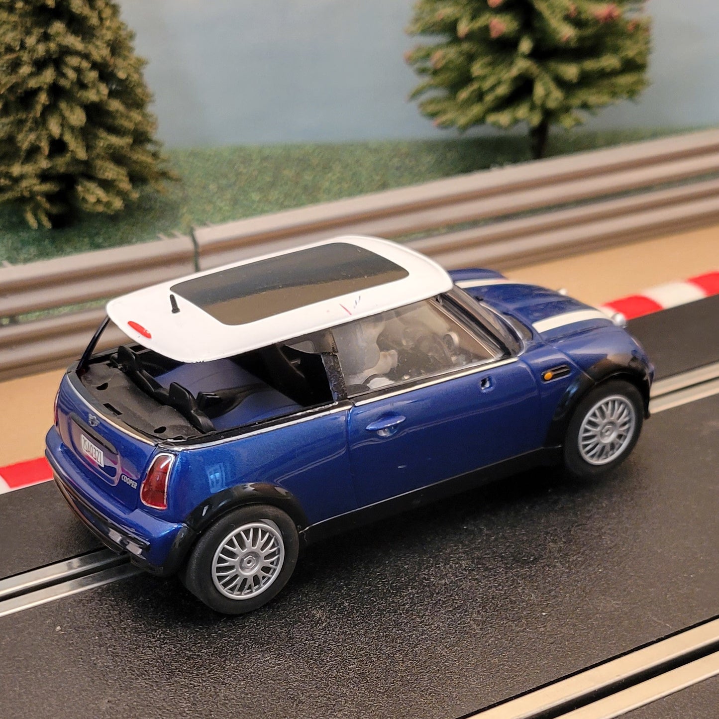 Coche Scalextric 1:32 - C2538 Trabajo italiano - BMW Mini Cooper azul *LUCES* #E