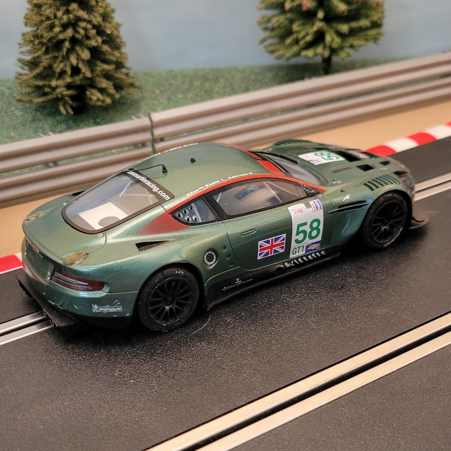 Scalextric 1:32 Digital Car - C2758D Aston Martin DBR9 #58 *LIGHTS* #A