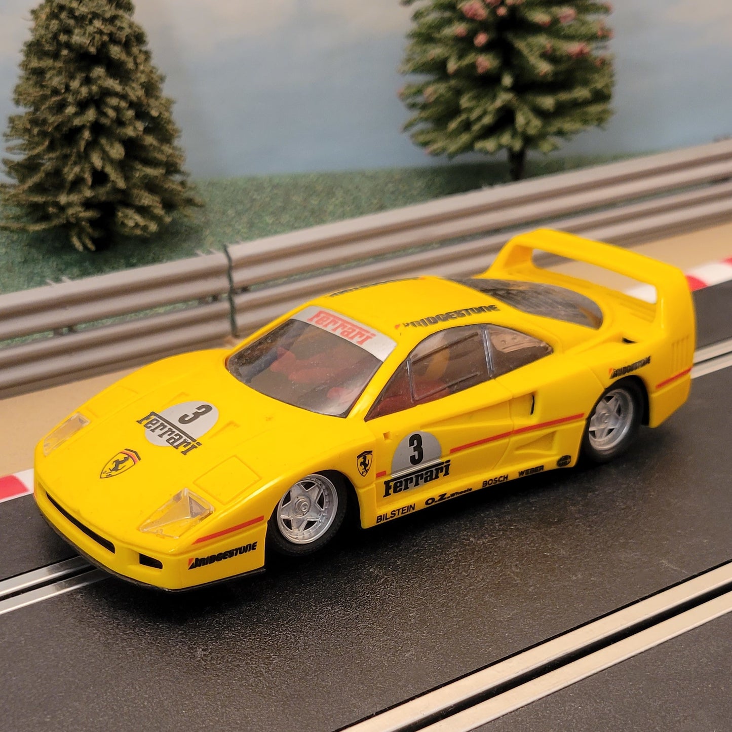 Scalextric 1:32 Car - C450 Yellow Ferrari F40 Bridgestone #M