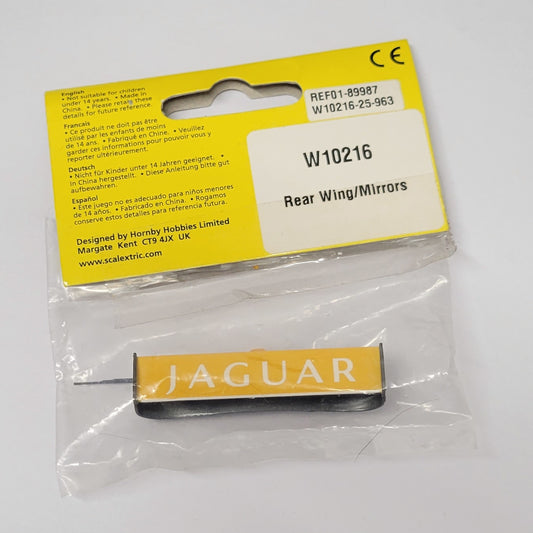 Coche Scalextric 1:32 - James Bond 007 Aston Martin DB5 - Tapacubos
