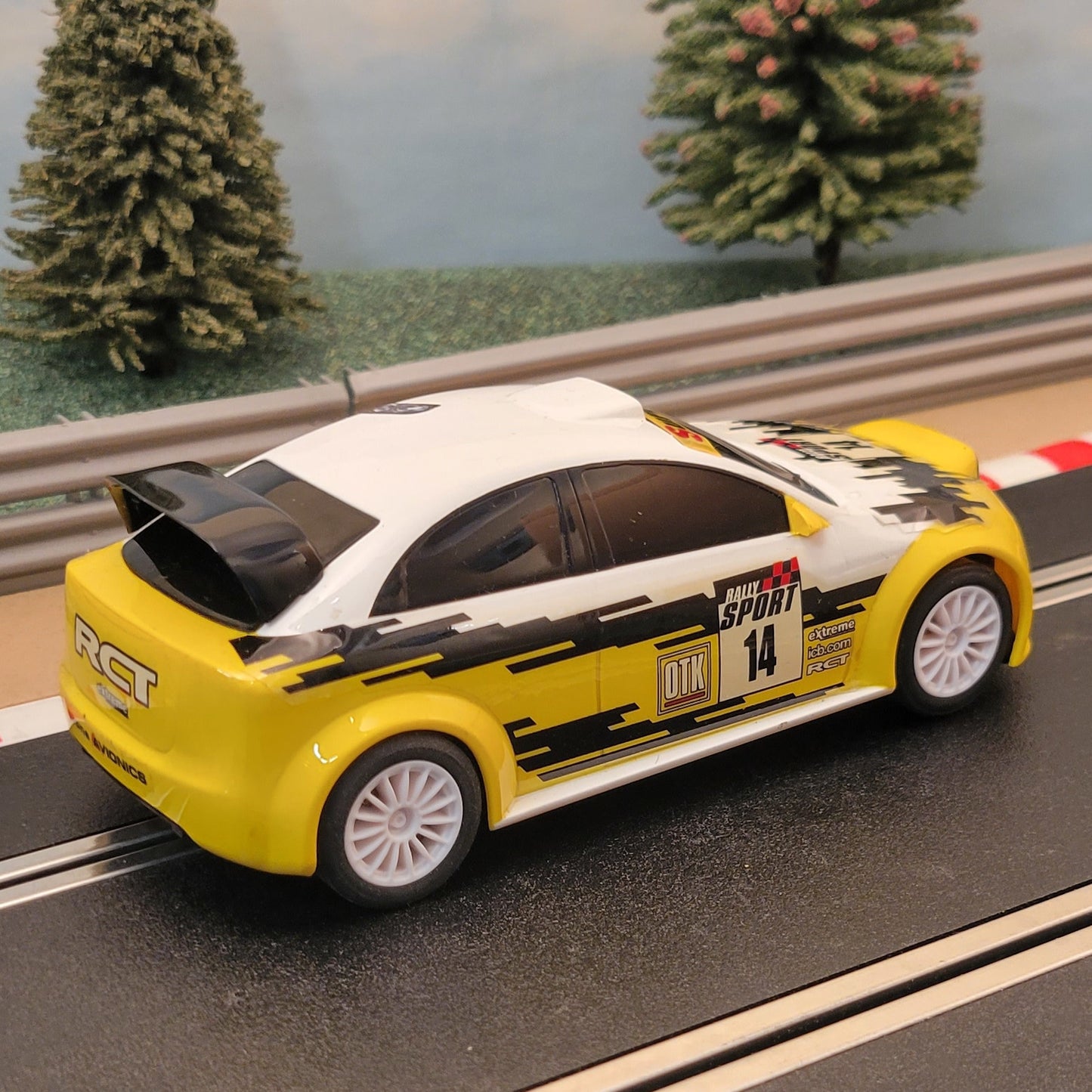 Scalextric 1:32 Start Car - C3531 Yellow Rally Thunder WRC #14
