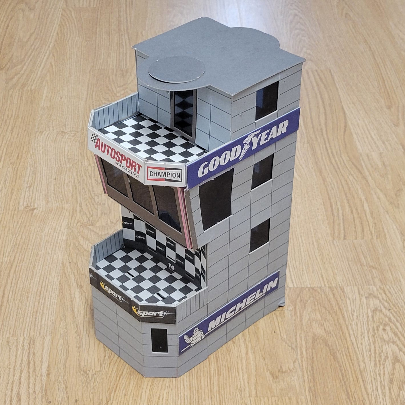 Scalextric 1:32 Edificio - Tribuna C8152