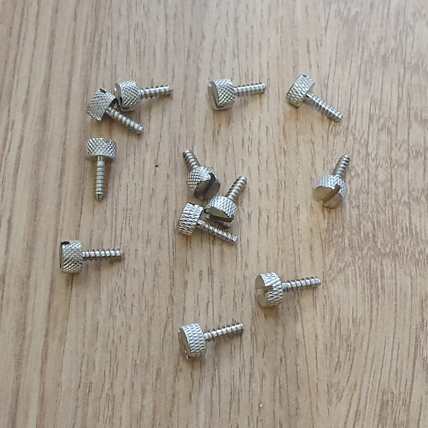 Scalextric Base Screws To Hold Cars In Position In Crystal Cases - 12 Flat