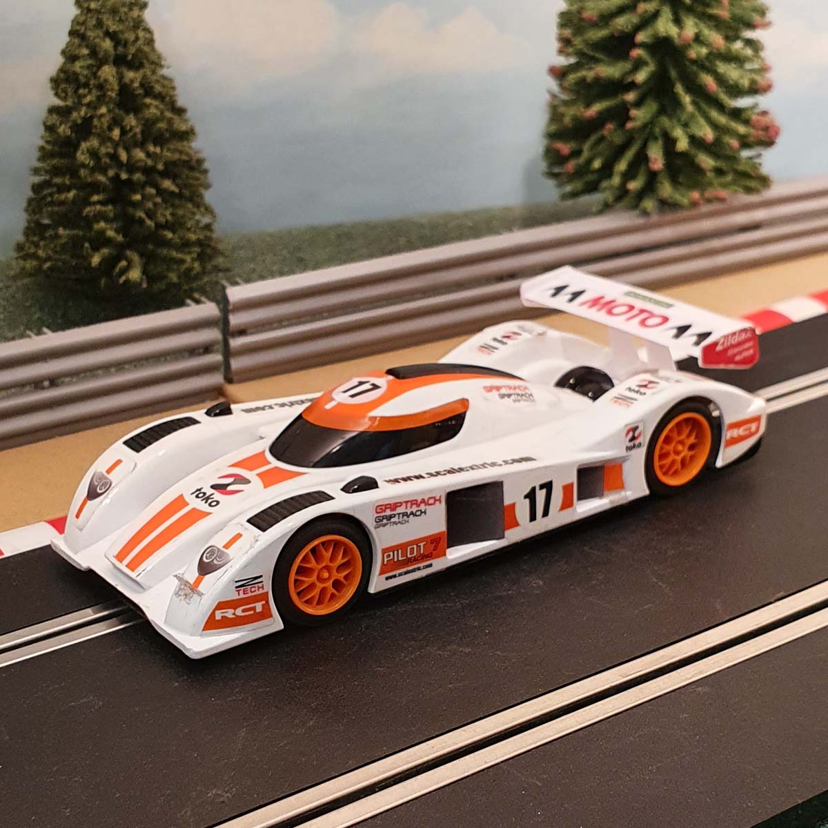 Scalextric 1:32 Start Car - Orange & White Le Mans Prototype #17