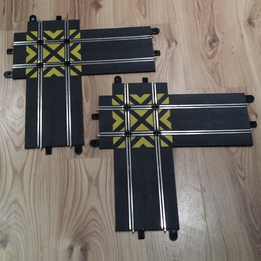 Scalextric Sport 1:32 Track - C8210 90° 90 Degrees Crossover x 2 #A