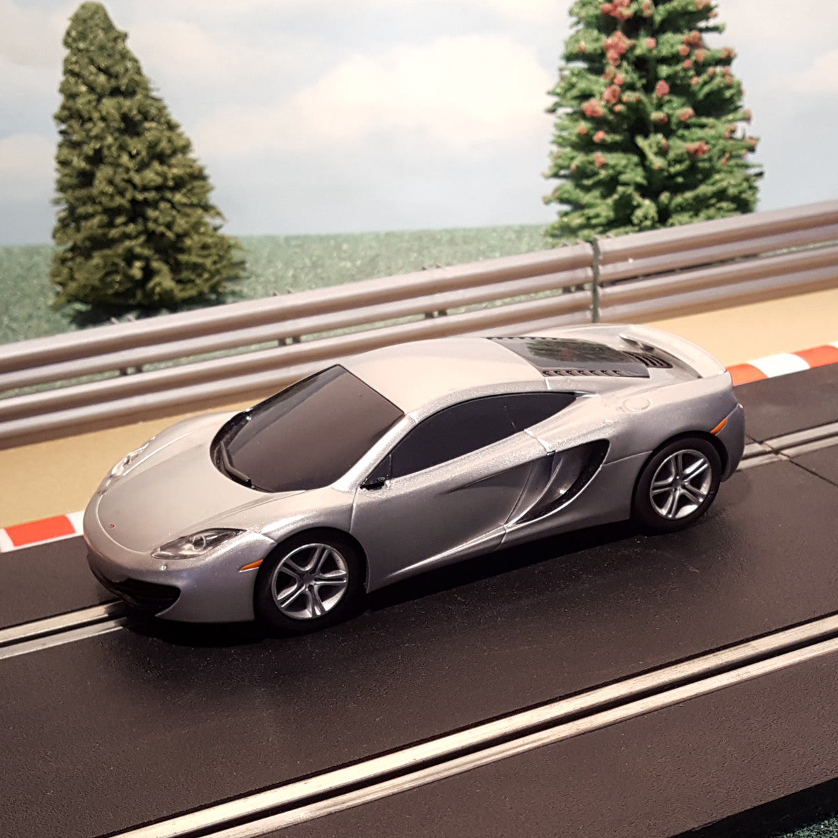 Scalextric 1:32 Car - Grey / Silver McLaren MP4-12C #M