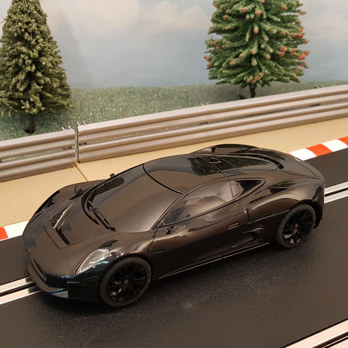 Scalextric 1:32 Car - C3814 Black Jaguar C-X75 *LIGHTS* #FM