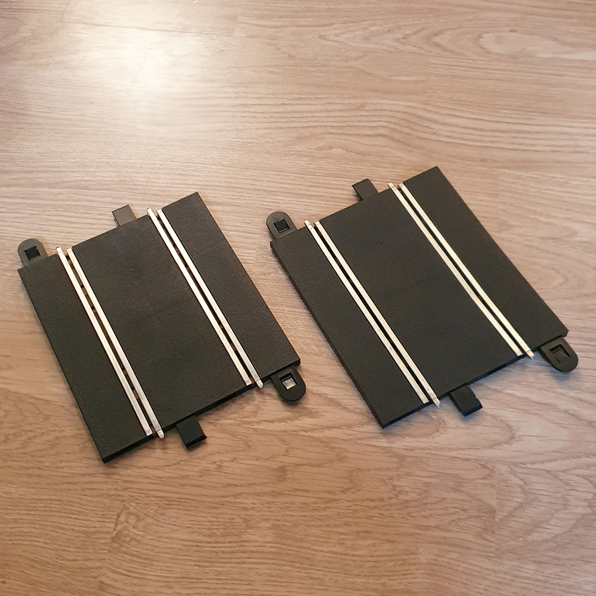 Scalextric Sport 1:32 Track - C8207 Short / Half Straights x 2 #E