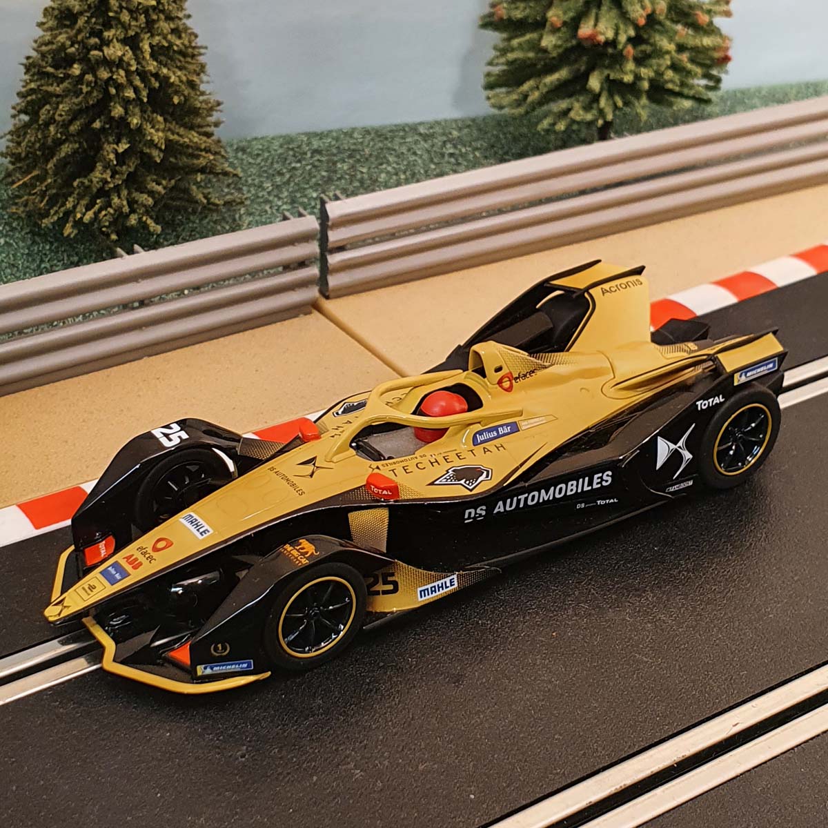 Scalextric 1:32 Car - Formula E Techeetah #25