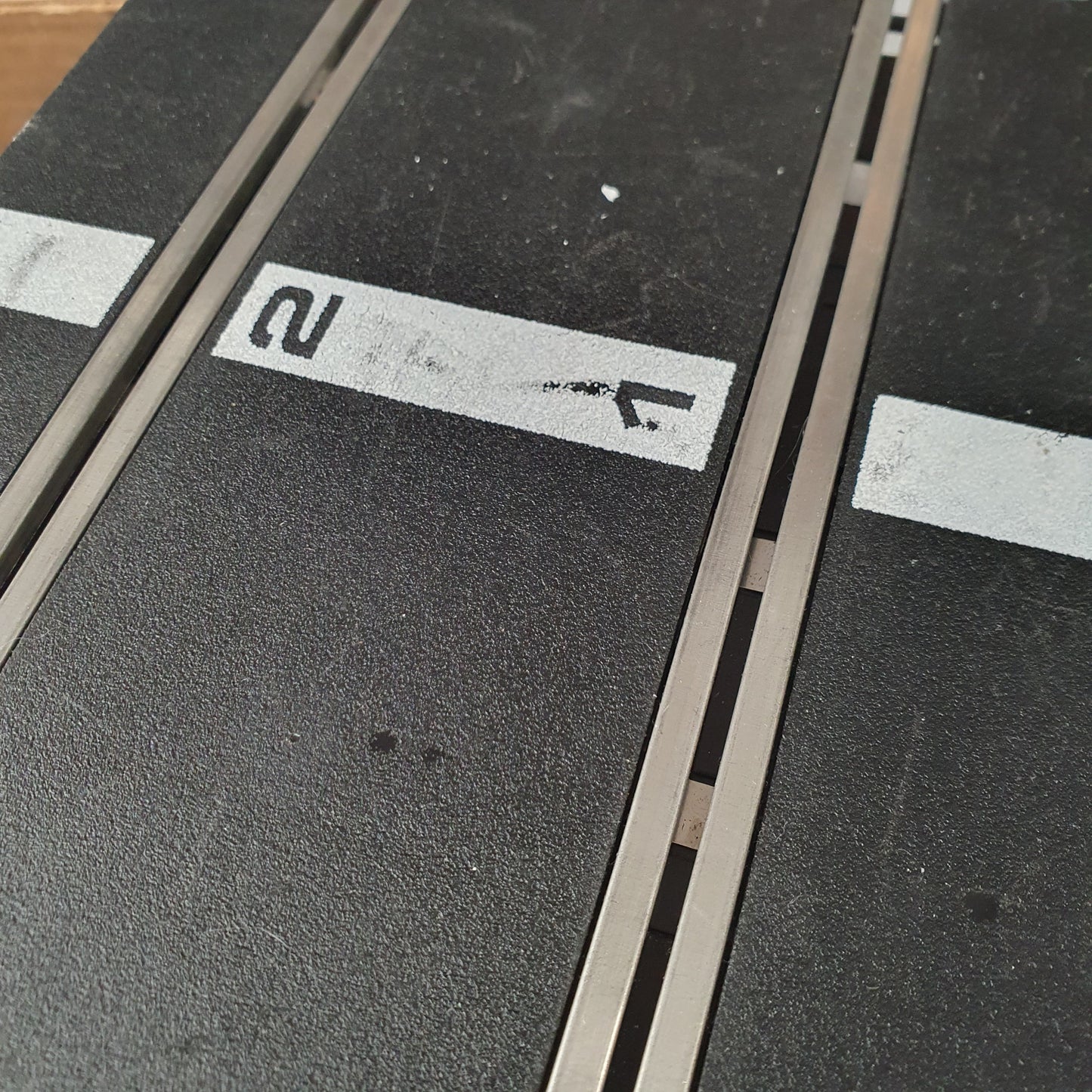 Scalextric Sport 1:32 Powerbase C8545, Speed Limiting Controllers C8437, Plug #A