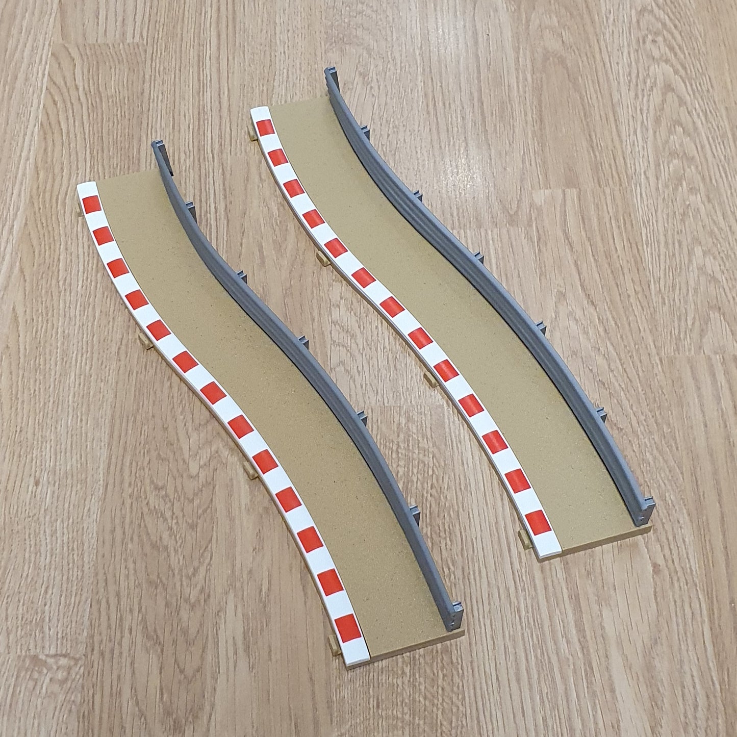Scalextric 1:32 Track - Border & Barrier for Pit Lane 'BT' ML00152 ML00157 x 2