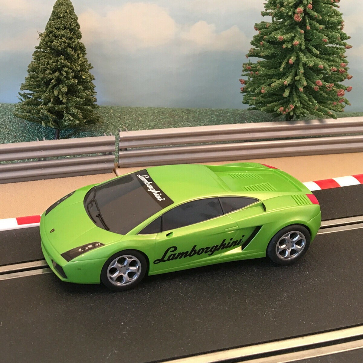 Scalextric 1:32 Drift Car - Green Lamborghini Gallardo #M