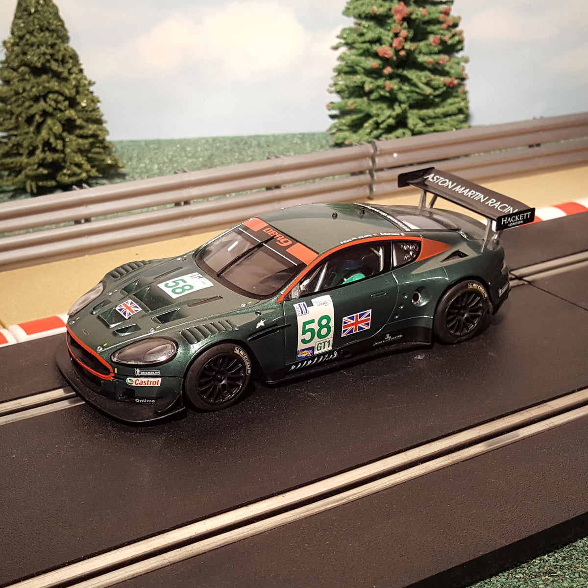 Scalextric C2758D Digital Aston Martin DBR9 #58 *LIGHTS* #MA