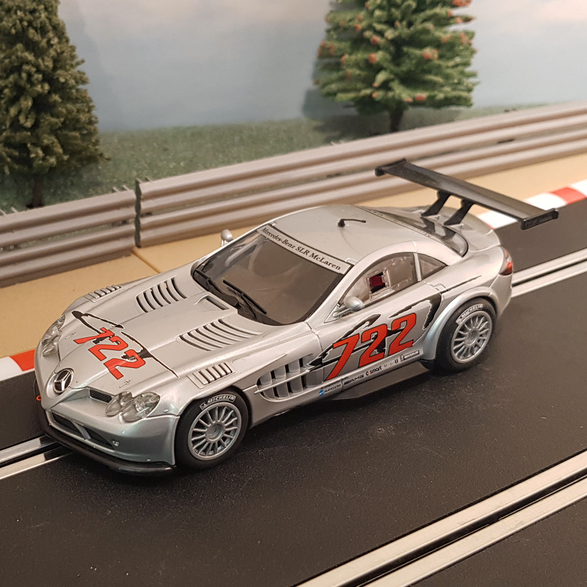 Scalextric 1:32 Car - C3010 Mercedes SLR McLaren 722 GT *LIGHTS* #E