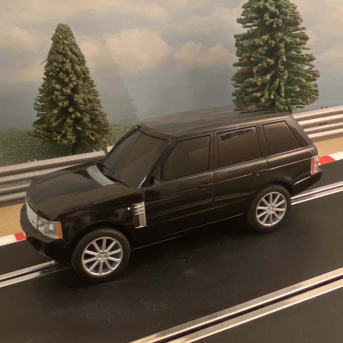Scalextric 1:32 Car - C3358 James Bond 007 Black Range Rover #M
