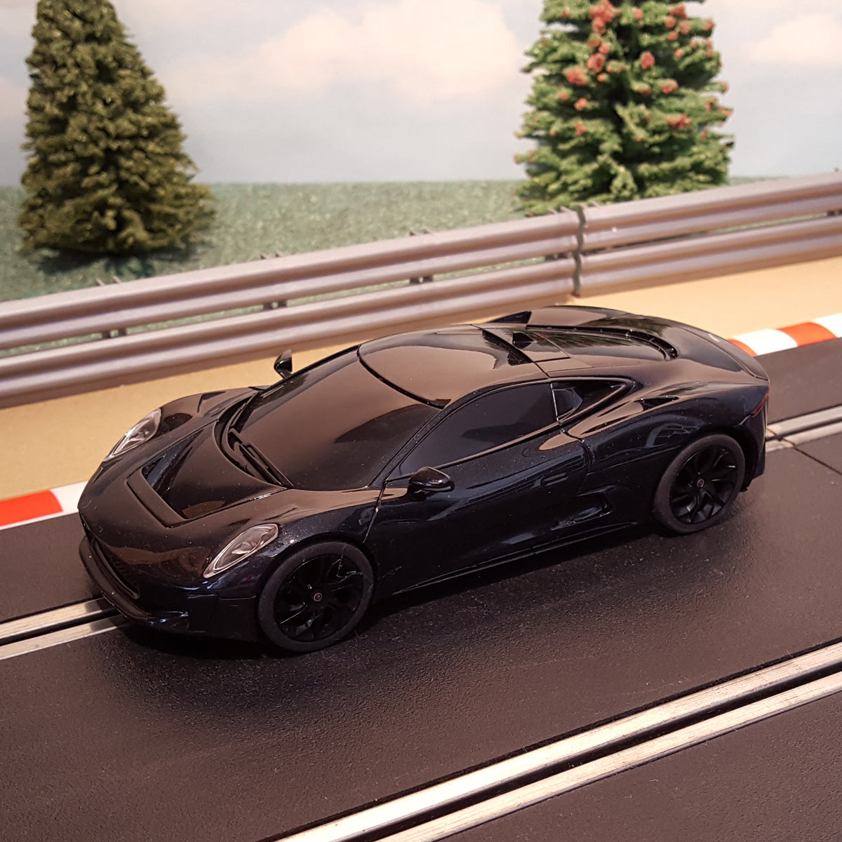 Scalextric 1:32 Car - C3814 Black Jaguar C-X75 *LIGHTS* #E