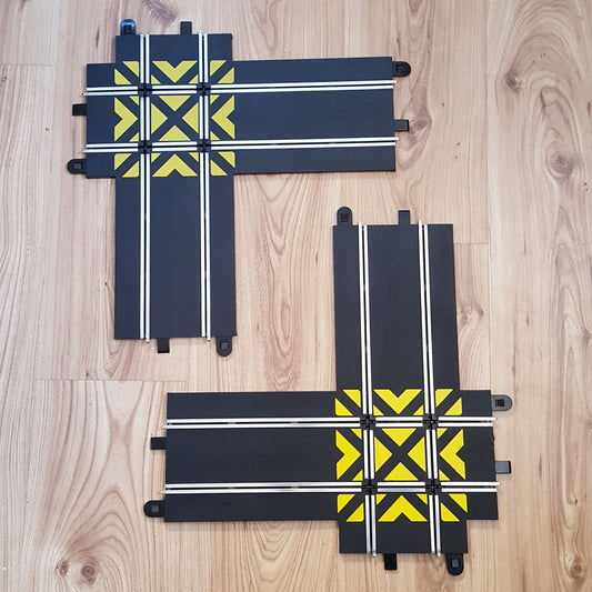 Scalextric Sport 1:32 Track - C8210 90° 90 Degrees Crossover x 2 #E