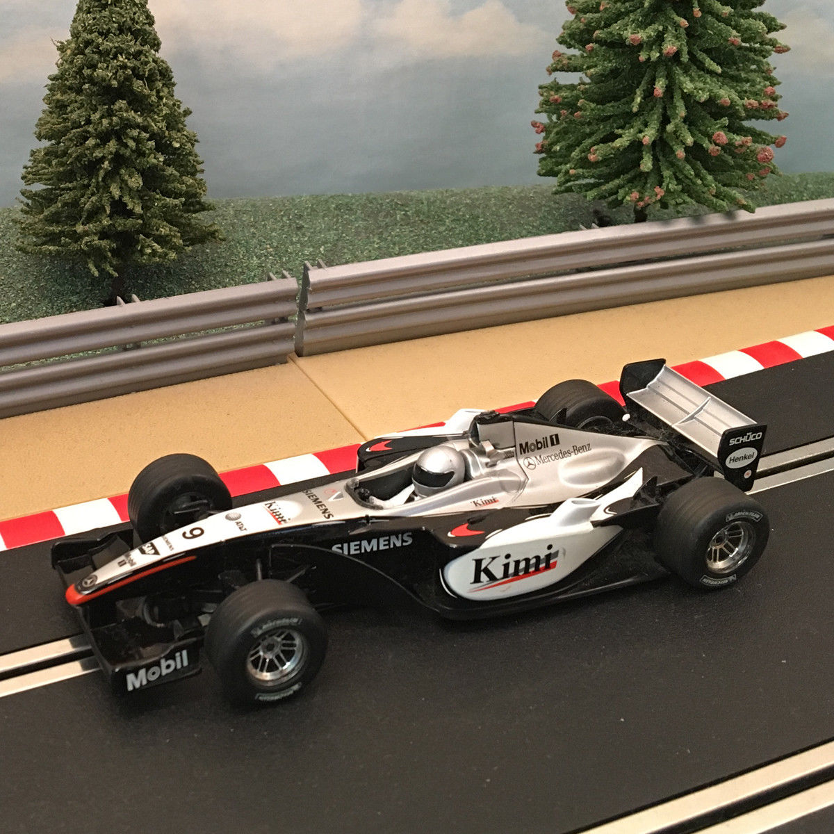 Scalextric mercedes f1 on sale