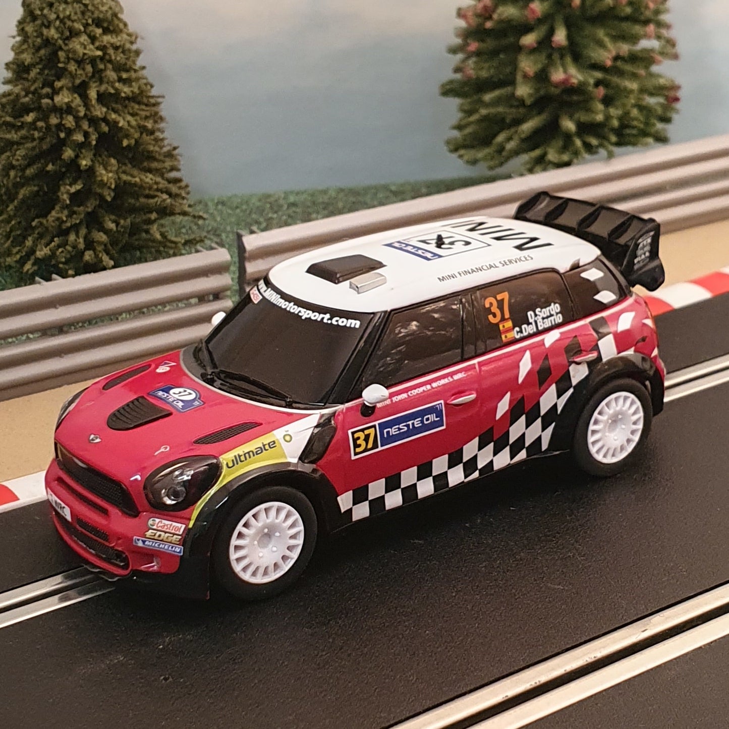 Coche Scalextric 1:32 - C3301 Mini Countryman WRC - D Sordo #37 #E