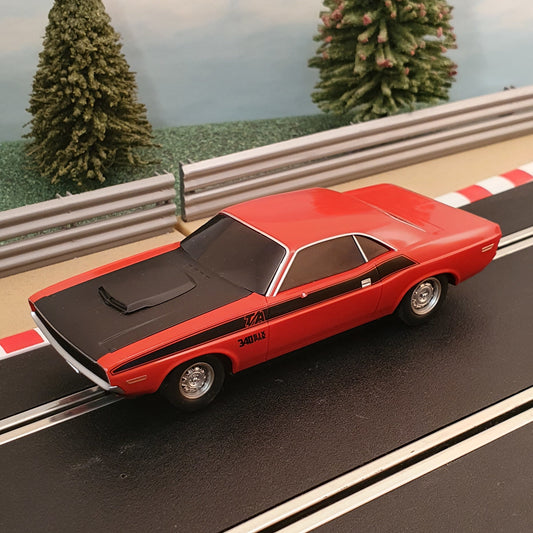 Scalextric 1:32 Car - C4065 Dodge Challenger Red & Black *LIGHTS* #M