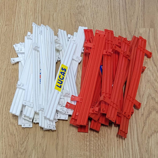 Scalextric Classic 1:32 Track Barriers Armco Fence C274 - 20 Red, 20 White