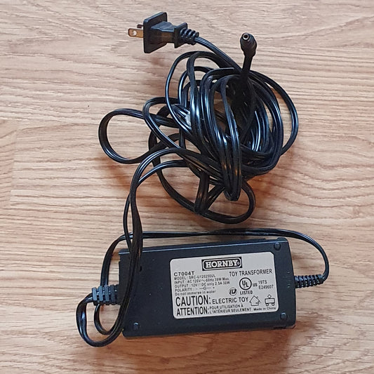 Scalextric Mains Adaptor 12V 2.5 Amp C7004T (USA Plug)