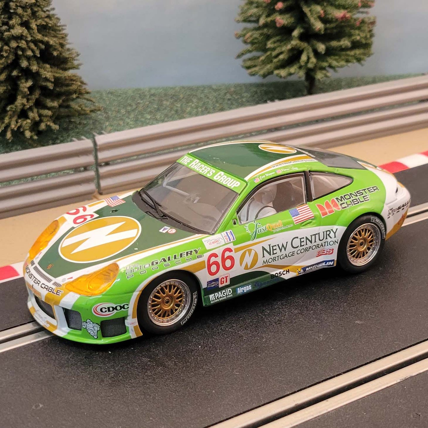 Scalextric C2665D Porsche 911 GT3R New Century #66 *LIGHTS* #MSR