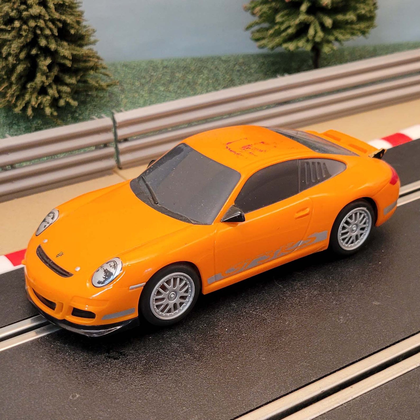 Scalextric 1:32 Car - Orange Porsche 997 GT3RS & Silver Wheels #K