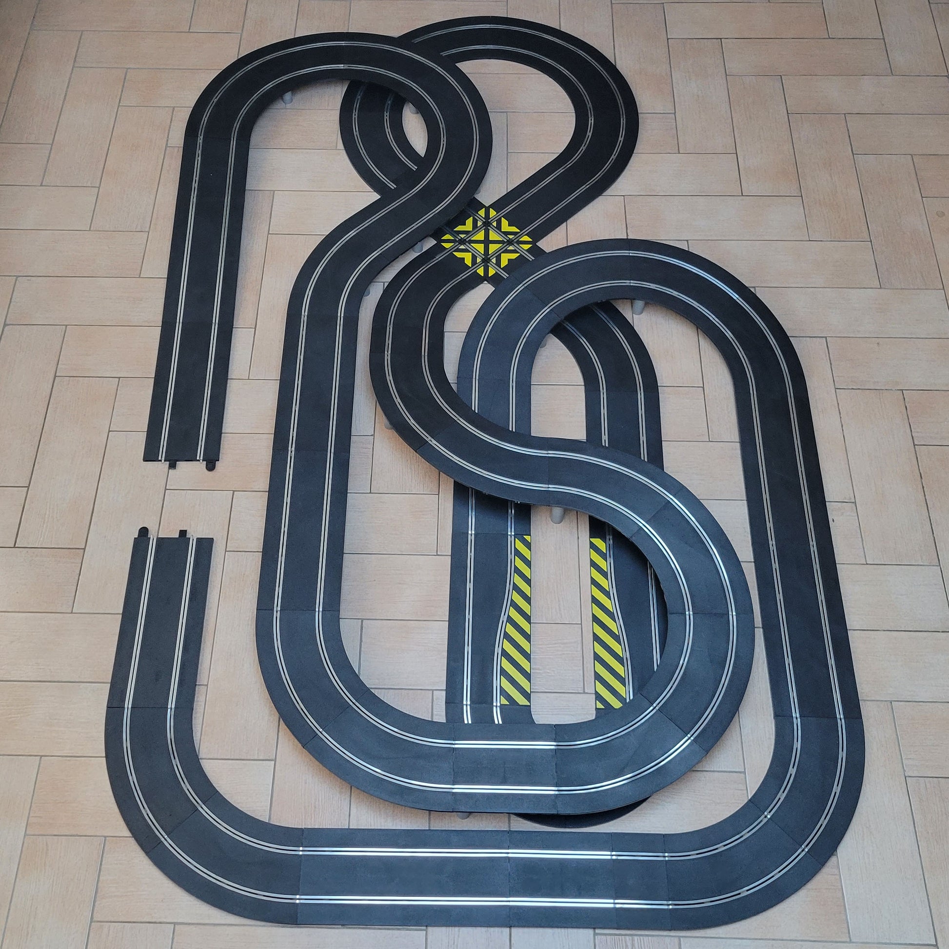 Scalextric Sport 1:32 Track Set - Huge Layout SPORT AS5
