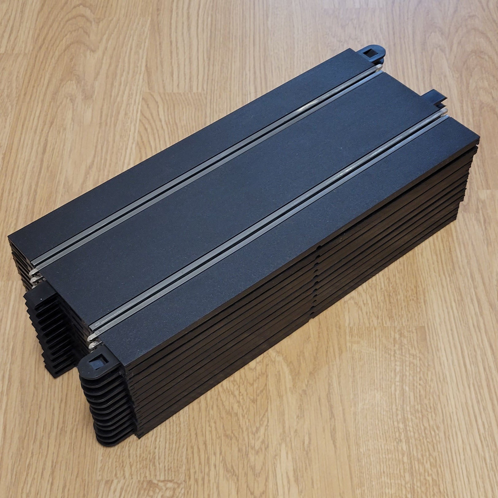 Scalextric Sport 1:32 Track - C8554 Standard Straights C8205 x 16 #A