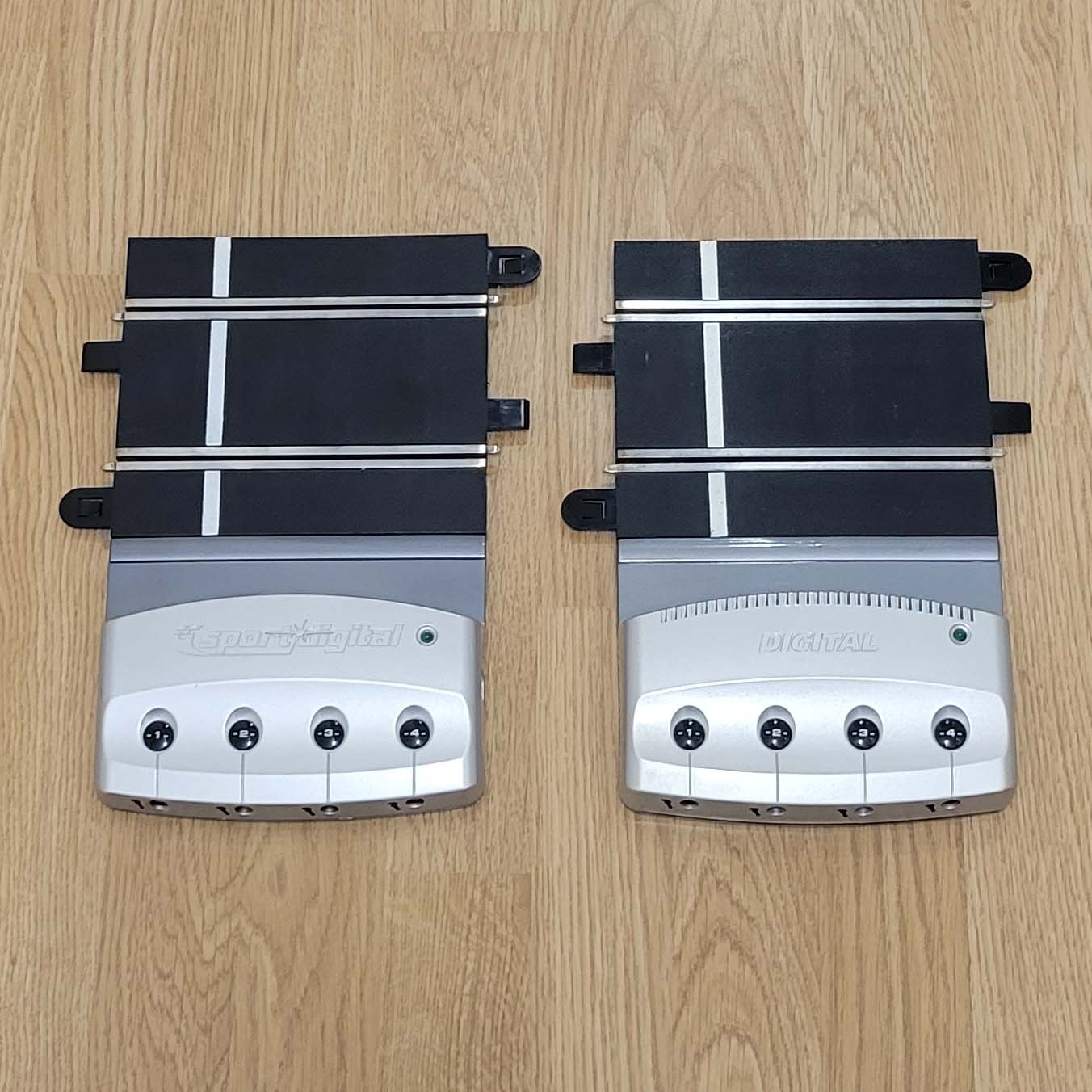 Scalextric Digital Track  4 Car PowerBase Start Piece C4PBD x 2 Both Variants #E