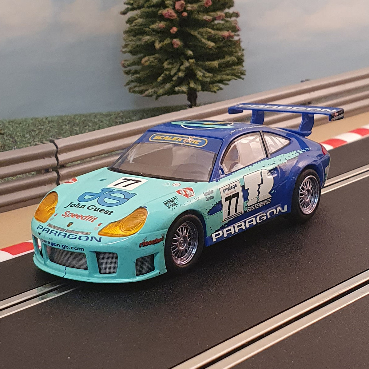 Scalextric 1:32 Car - C2274 Porsche 911 GT3R #77 John Guest Paragon *LIGHTS* #Q
